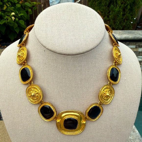 Vintage Byzantine Gold Tone Etruscan Medallion Black Enamel Collar Necklace 16” - Picture 1 of 11